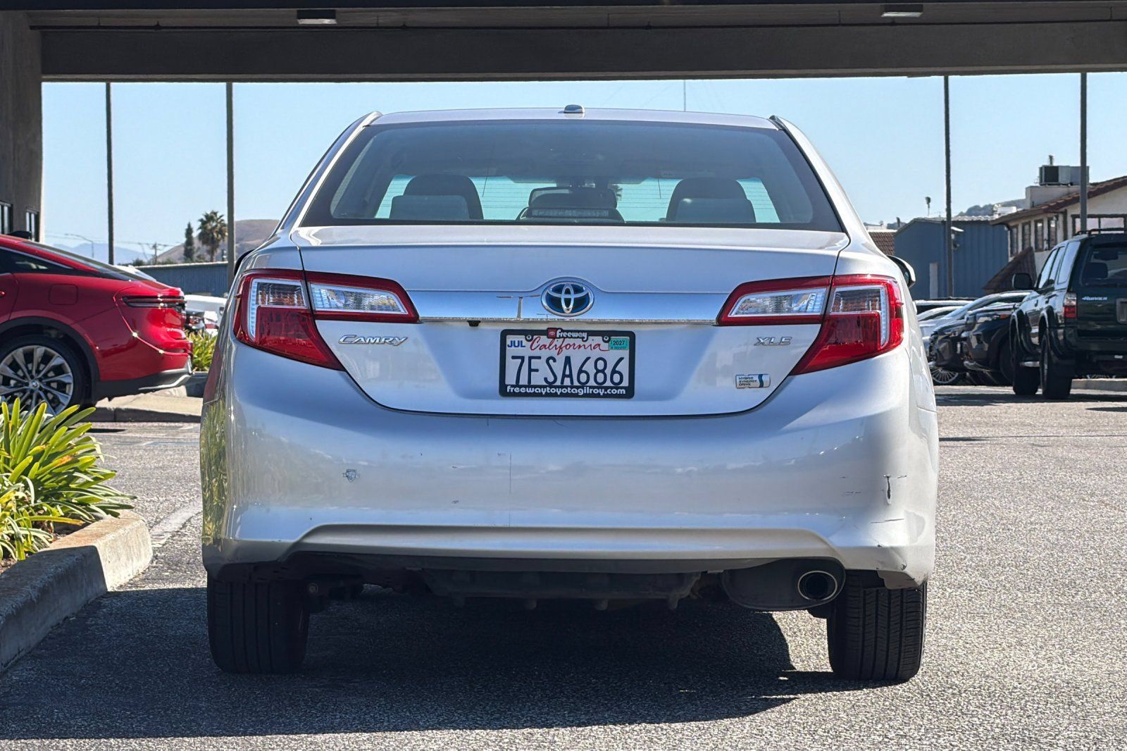 Used 2014 Toyota Camry XLE w/ Convenience Package FWD image 5