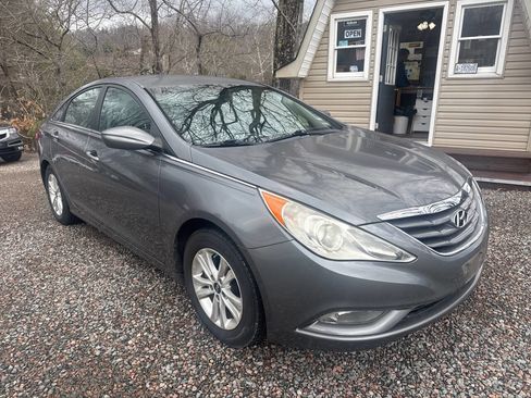 Used 2013 Hyundai Sonata GLS w/ Popular Equipment Pkg image 3