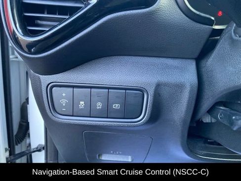 Used 2023 Kia Soul GT-Line w/ GT-Line Technology Package FWD image 8