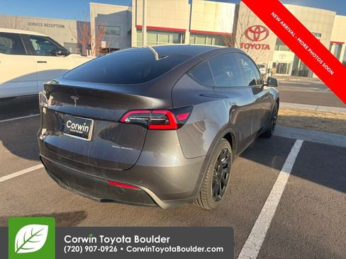 Used 2021 Tesla Model Y Long Range image 7