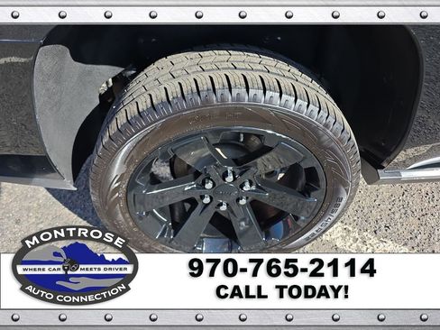 Used 2017 GMC Yukon Denali w/ Open Road Package image 41