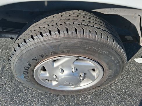 Used 2013 Ford E-150 and Econoline 150 w/ PWR Group RWD image 20