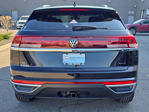 New 2026 Volkswagen Atlas Cross Sport SEL AWD/4WD image 10