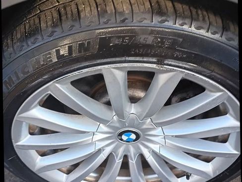 Used 2016 BMW 740i RWD image 32