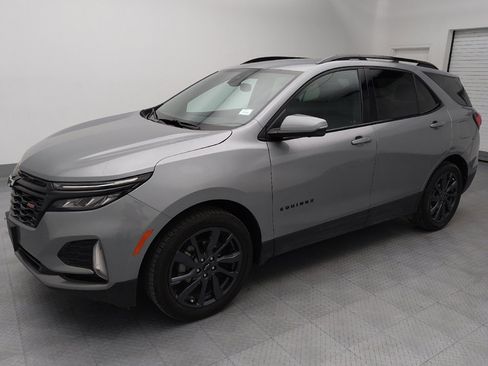 Used 2024 Chevrolet Equinox RS w/ RS Leather Package image 2