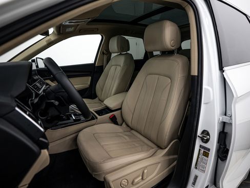 Certified 2023 Audi Q5 2.0T Premium Plus w/ Premium Plus Package image 16