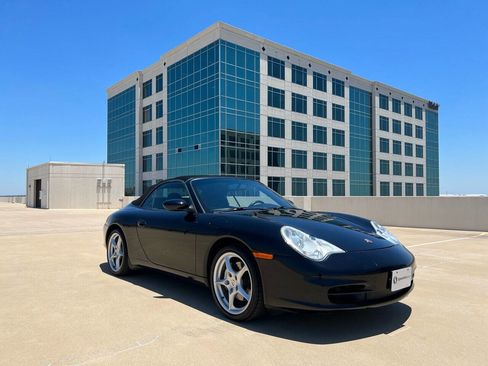Used 2003 Porsche 911 Carrera 4 AWD/4WD image 3