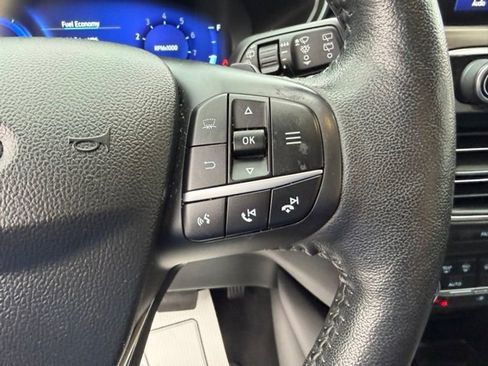 Used 2020 Ford Escape Titanium w/ Titanium Premium Package 2.0 image 16