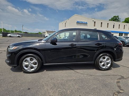 Certified 2025 Honda HR-V LX image 8
