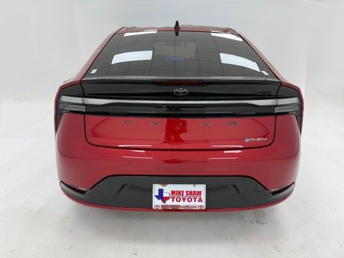 New 2026 Toyota Prius Plug-In Hybrid image 39