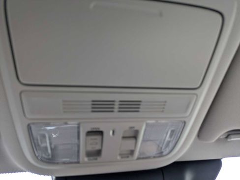 Used 2018 Honda Accord EX-L image 16