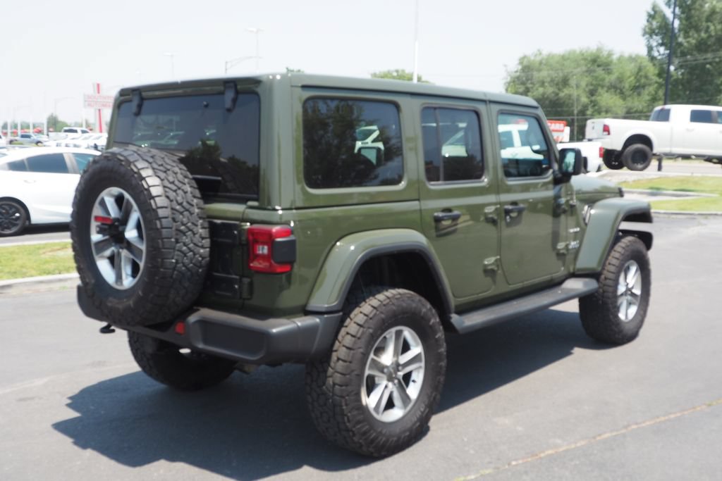 Used 2022 Jeep Wrangler Unlimited Sahara w/ LED Lighting Group AWD/4WD image 7