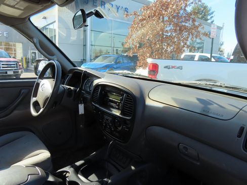 Used 2005 Toyota Sequoia SR5 image 16