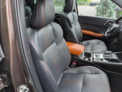 Used 2022 Mitsubishi Outlander SEL AWD/4WD image 12