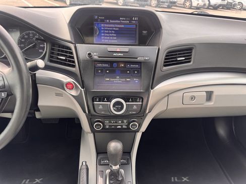 Used 2016 Acura ILX image 22