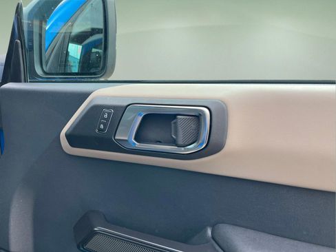 Used 2024 Ford Bronco Wildtrak image 34