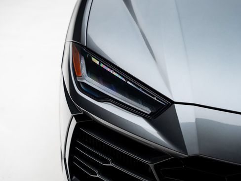 Used 2019 Lamborghini Urus AWD/4WD image 12