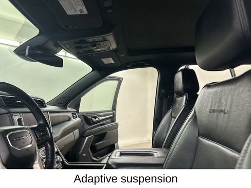 Used 2023 GMC Yukon XL Denali AWD/4WD image 36