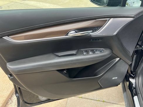 Used 2025 Cadillac XT6 Sport w/ Platinum Package AWD/4WD image 21