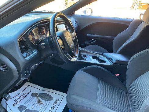 Used 2019 Dodge Challenger R/T image 30