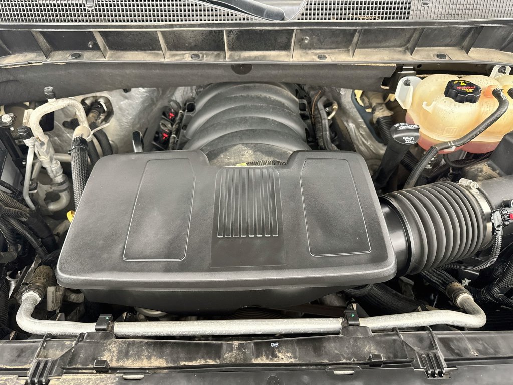 Used 2020 Chevrolet Silverado 1500 LT Trail Boss AWD/4WD image 30