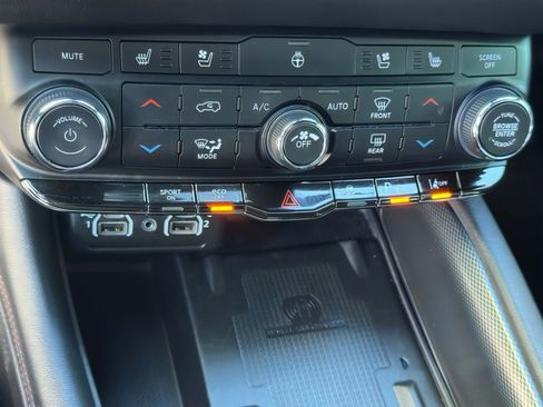 Used 2022 Dodge Durango R/T image 27