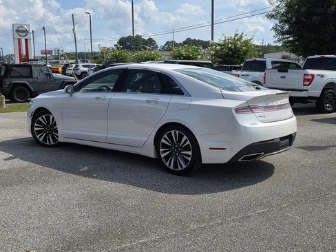 Used 2020 Lincoln MKZ Reserve w/ Elements Package FWD image 5