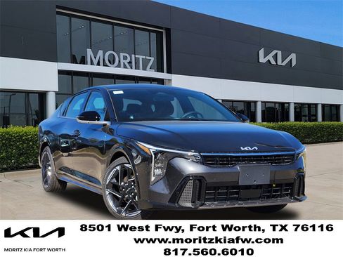 New 2025 Kia K4 GT-Line image 1