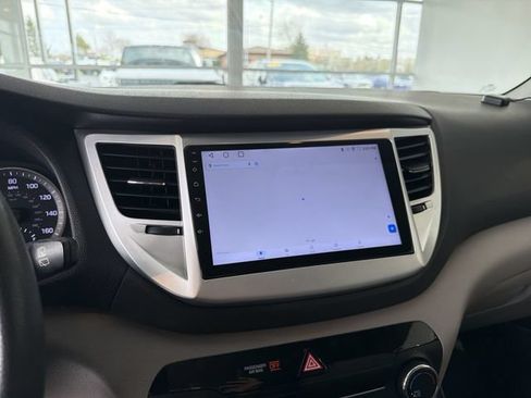 Used 2016 Hyundai Tucson SE FWD image 23