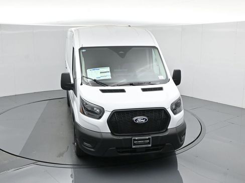 New 2026 Ford Transit 250 148 Medium Roof w/ Load Area Protection Package RWD image 31