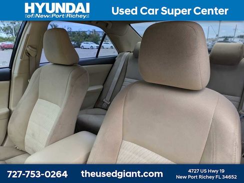 Used 2015 Toyota Camry LE FWD image 7