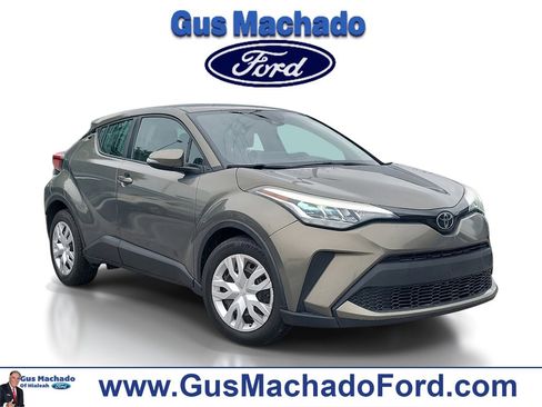 Used 2021 Toyota C-HR LE image 1