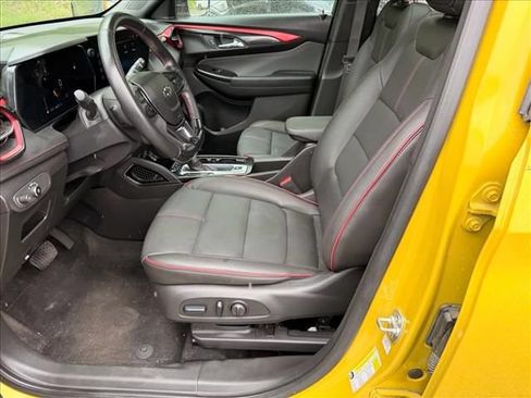 Used 2024 Chevrolet TrailBlazer RS w/ Convenience Package AWD/4WD image 12
