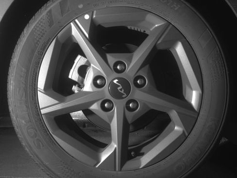 Used 2025 Kia K4 LXS FWD image 15