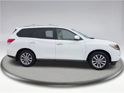 Used 2016 Nissan Pathfinder S FWD image 7