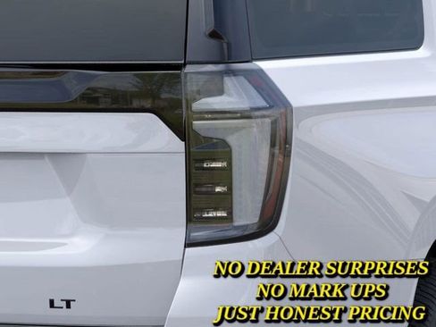 New 2026 Chevrolet Suburban LT w/ Comfort Package image 11