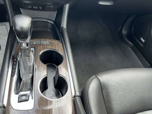 Used 2024 Chevrolet Malibu LT image 15