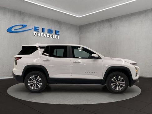 New 2026 Chevrolet Equinox LT AWD/4WD image 2