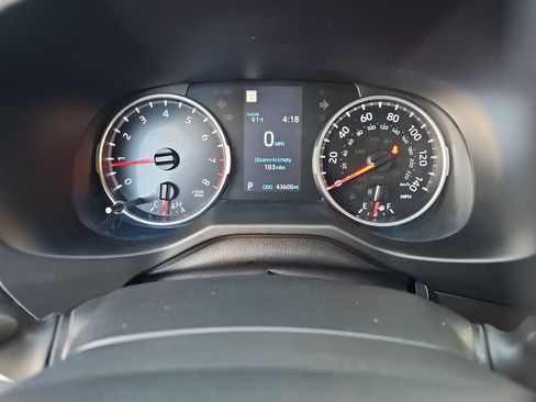 Certified 2022 Toyota RAV4 LE FWD image 10