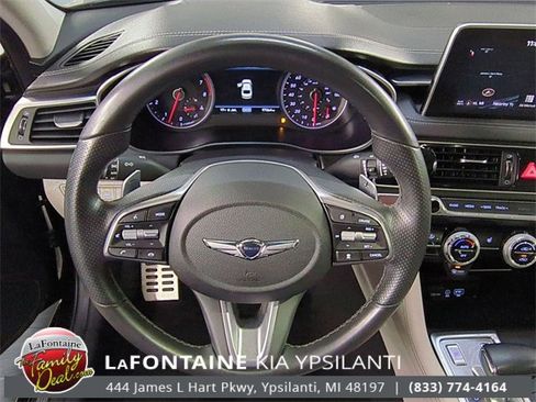 Used 2020 Genesis G70 3.3T image 18