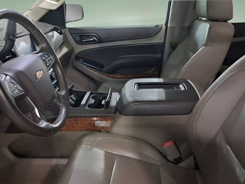 Used 2015 Chevrolet Suburban LTZ AWD/4WD image 10