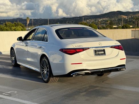 New 2026 Mercedes-Benz S 580e 4MATIC Sedan image 9