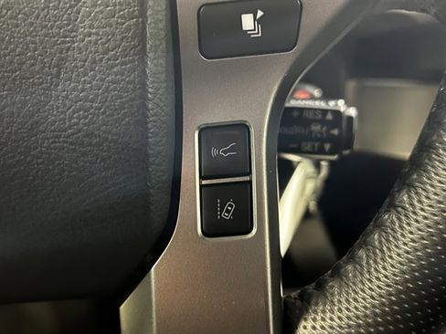 Used 2020 Toyota Tacoma SR5 image 36