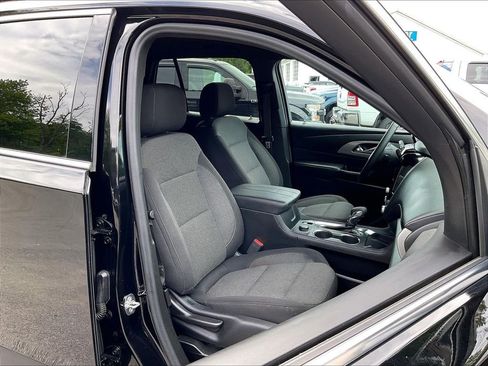 Used 2023 Chevrolet Traverse LT AWD/4WD image 11