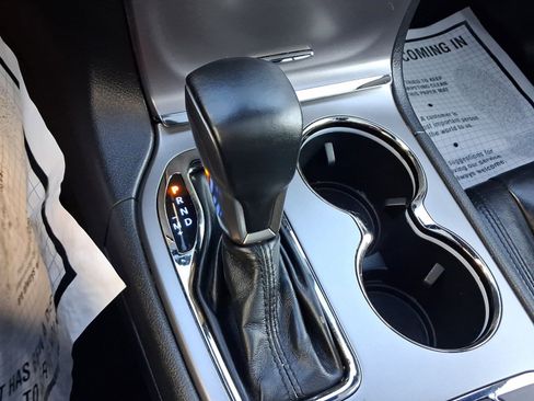 Used 2019 Jeep Grand Cherokee Limited X image 28