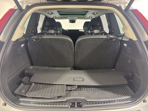 Used 2023 Volvo XC90 B6 Core w/ Protection Package Premier AWD/4WD image 30
