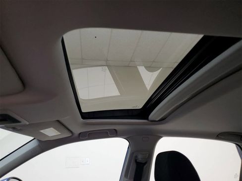 Used 2023 Honda Civic EX image 3