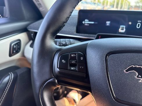 Used 2025 Ford Mustang Mach-E Premium AWD/4WD image 33