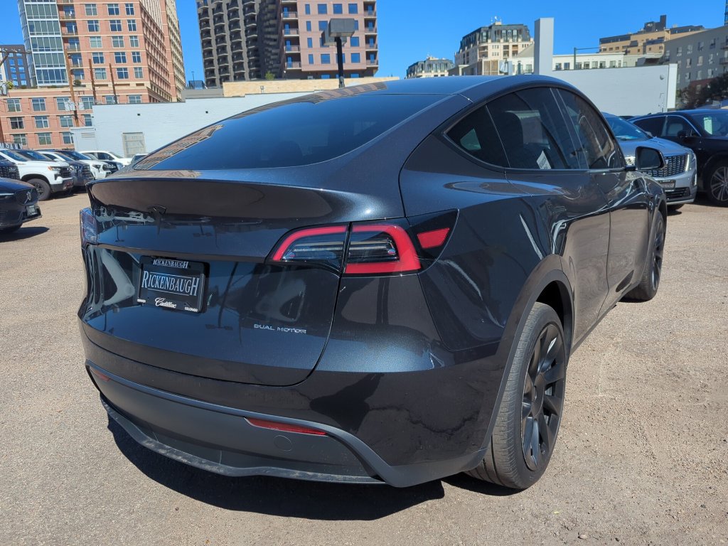 Used 2025 Tesla Model Y Long Range AWD/4WD image 7