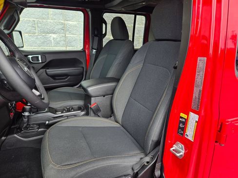 Used 2025 Jeep Wrangler Unlimited Sport S 4xe AWD/4WD image 14